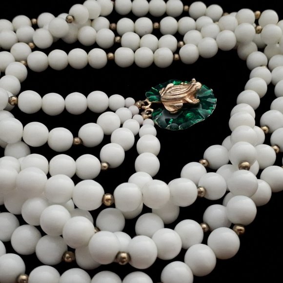 Frog Gay Boyer Demi Parure Milk Glass beads - Picture 9 of 12